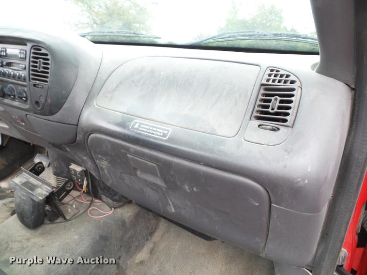 image for item DA3757 2003 Ford F150 pickup truck