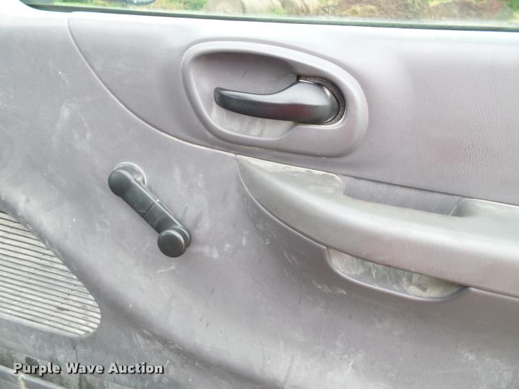 image for item DA3757 2003 Ford F150 pickup truck