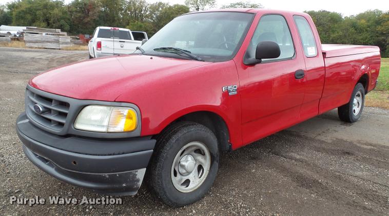 image for item DA3922 2003 Ford F150 SuperCab pickup truck
