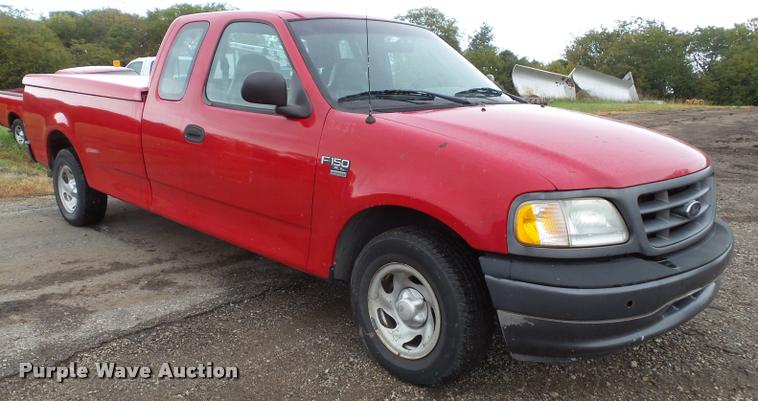 image for item DA3922 2003 Ford F150 SuperCab pickup truck