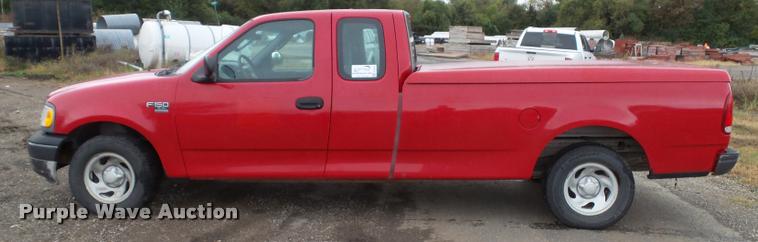 image for item DA3922 2003 Ford F150 SuperCab pickup truck