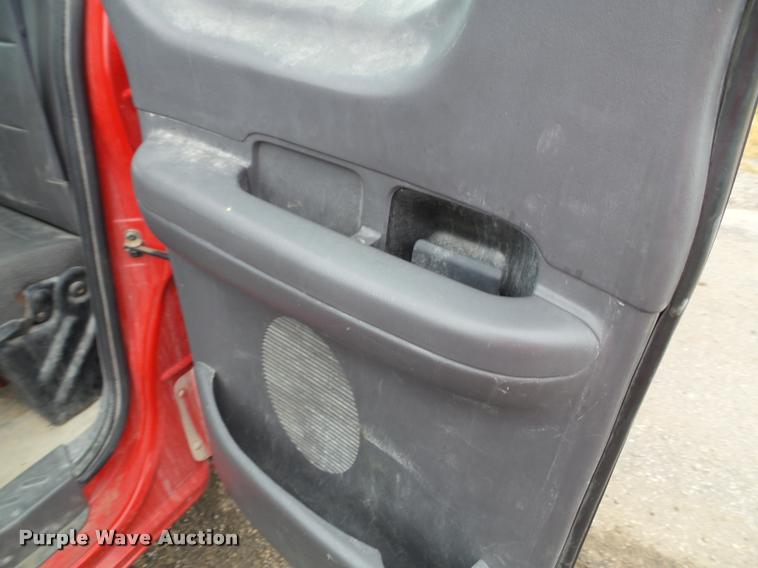 image for item DA3922 2003 Ford F150 SuperCab pickup truck