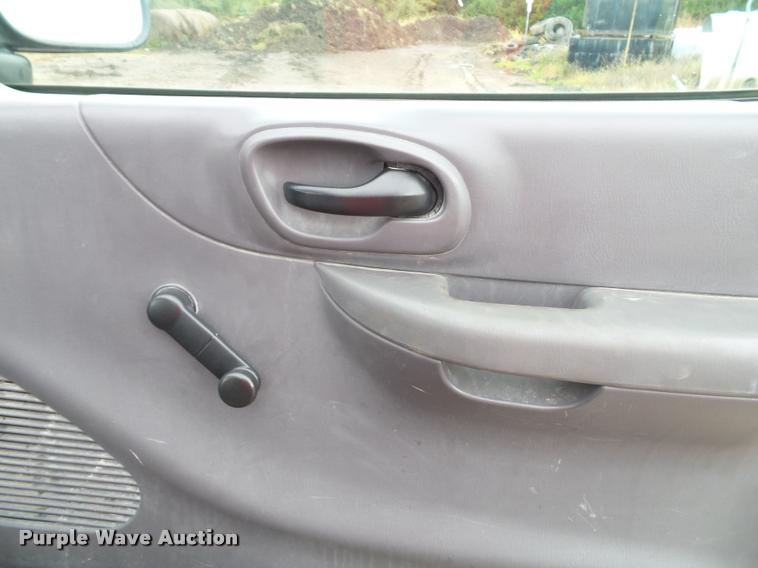 image for item DA3922 2003 Ford F150 SuperCab pickup truck