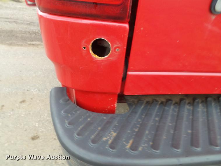 image for item DA3922 2003 Ford F150 SuperCab pickup truck