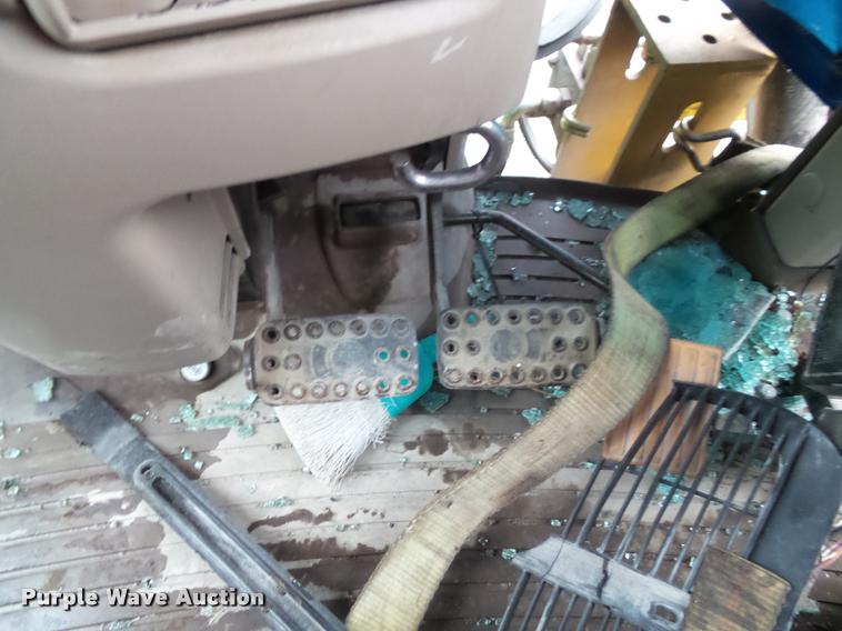 image for item DA3923 2009 John Deere 6430 tractor