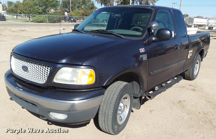 image for item DA4606 1999 Ford F150 XLT SuperCab pickup truck