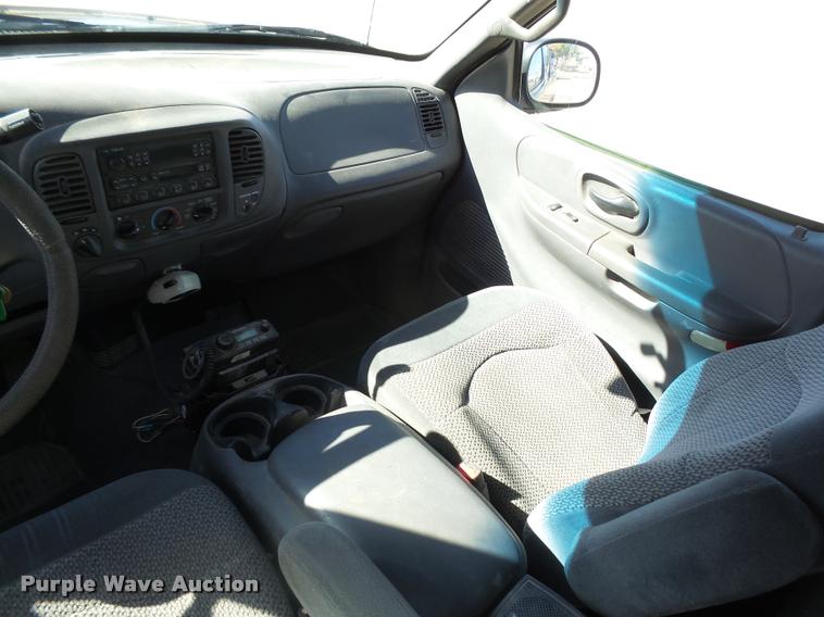 image for item DA4606 1999 Ford F150 XLT SuperCab pickup truck