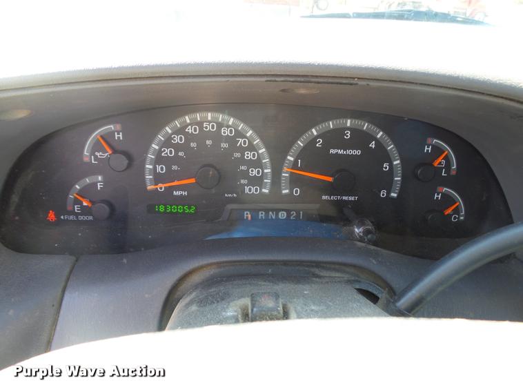 image for item DA4606 1999 Ford F150 XLT SuperCab pickup truck