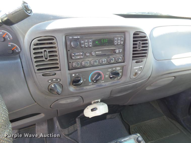 image for item DA4606 1999 Ford F150 XLT SuperCab pickup truck