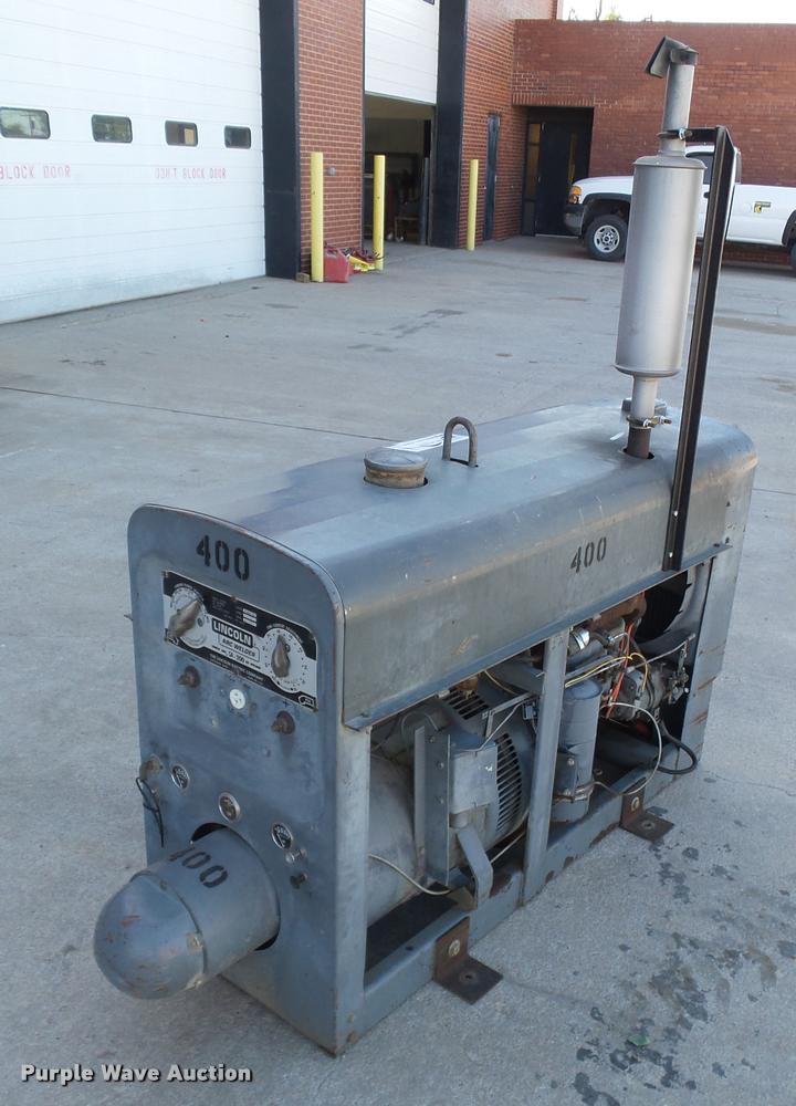 image for item DA4607 Lincoln SA-200-F-163 arc welder