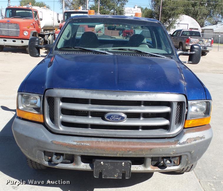 image for item DA4608 1999 Ford F250 Super Duty pickup truck