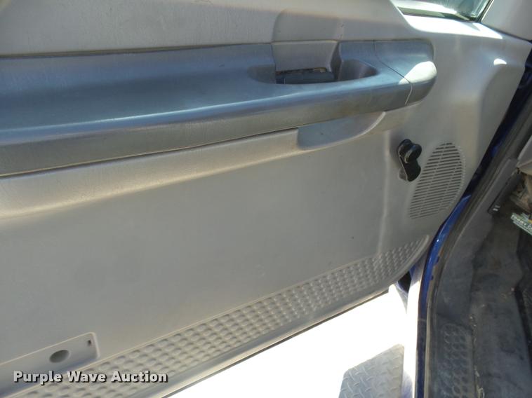 image for item DA4608 1999 Ford F250 Super Duty pickup truck