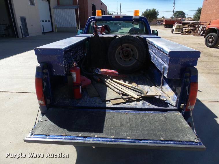 image for item DA4608 1999 Ford F250 Super Duty pickup truck