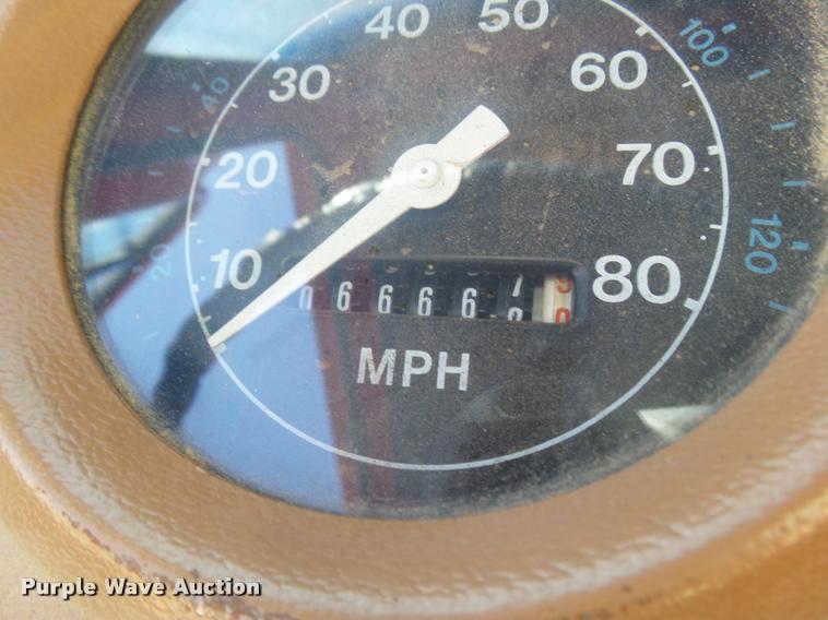 image for item DA4610 1979 Ford 8000 truck cab and chassis