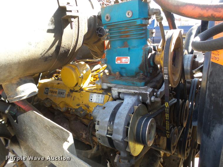 image for item DA4610 1979 Ford 8000 truck cab and chassis