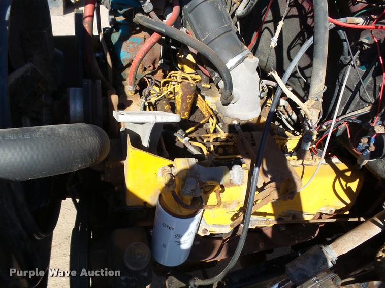 image for item DA4610 1979 Ford 8000 truck cab and chassis