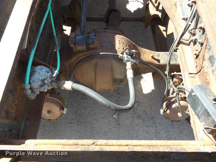 image for item DA4610 1979 Ford 8000 truck cab and chassis