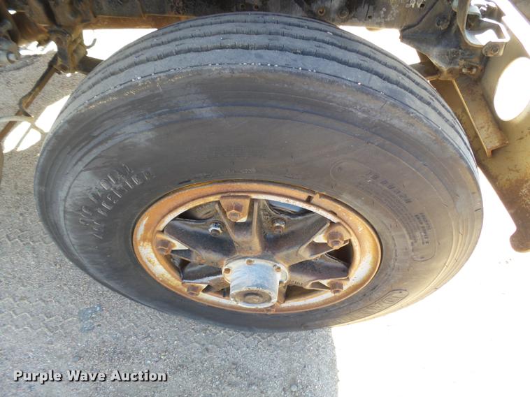 image for item DA4610 1979 Ford 8000 truck cab and chassis