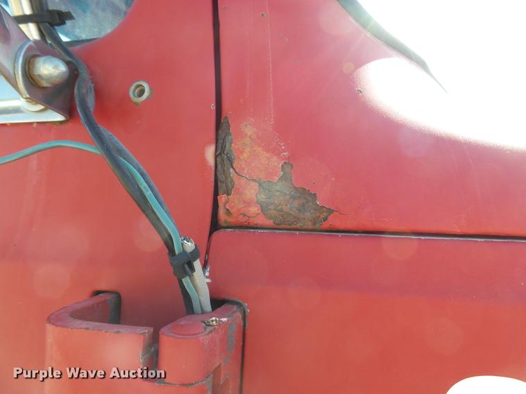 image for item DA4610 1979 Ford 8000 truck cab and chassis