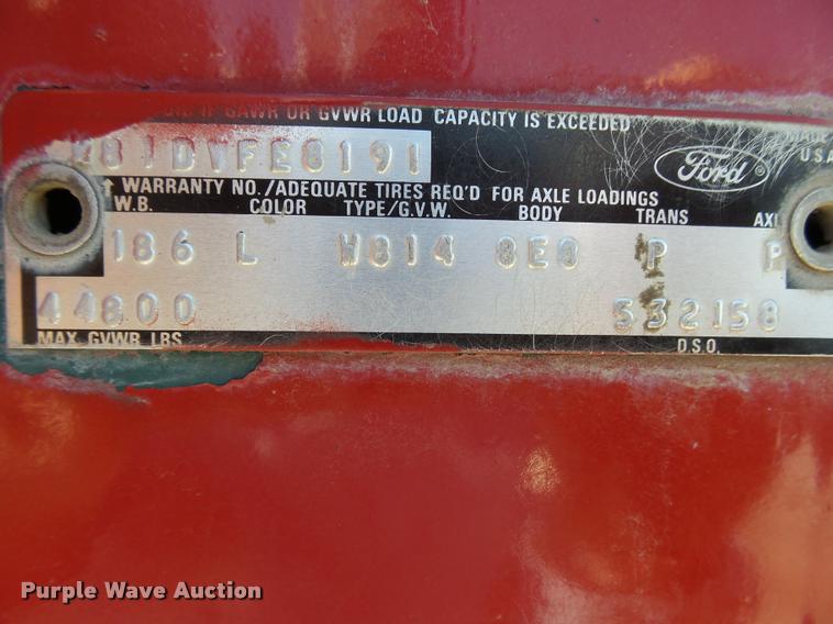 image for item DA4610 1979 Ford 8000 truck cab and chassis