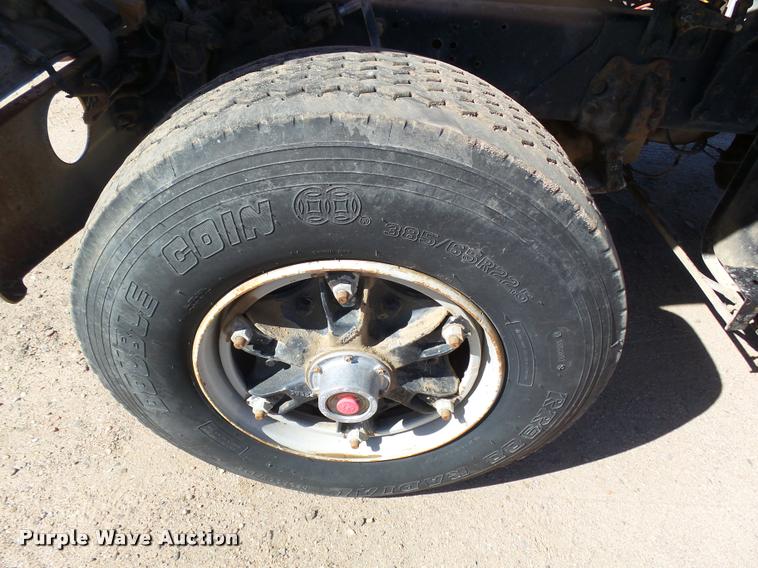 image for item DA4653 1987 Ford 800 dump truck