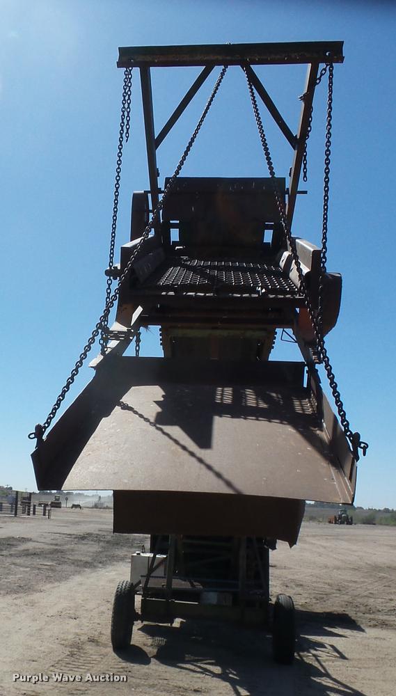 image for item DA4660 1961 Lipman conveyor