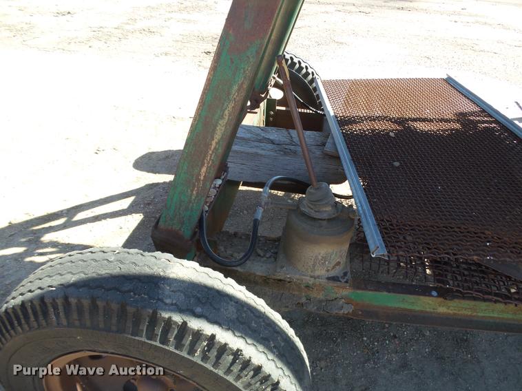 image for item DA4660 1961 Lipman conveyor