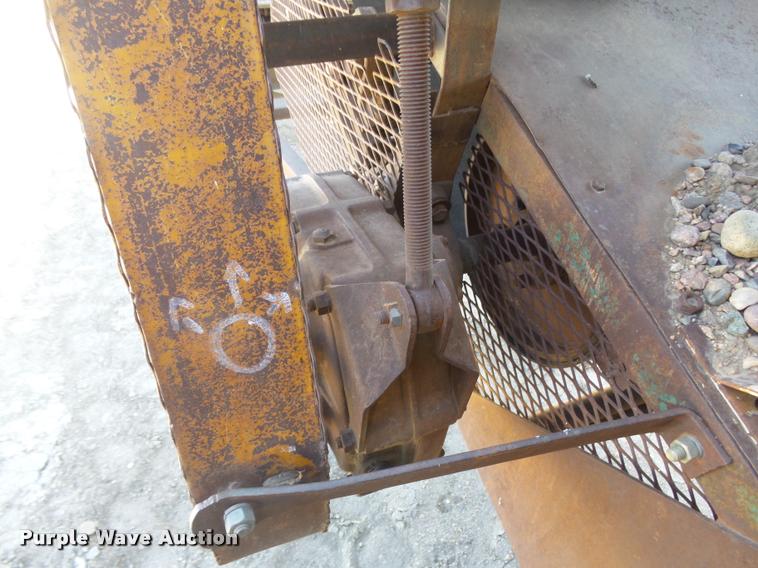 image for item DA4660 1961 Lipman conveyor