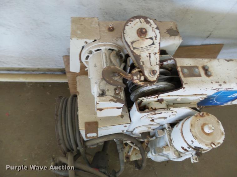 image for item DA4661 Auto Crane 2403-PR truck crane