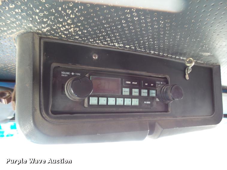 image for item DA4662 1987 Ford L9000 dump truck