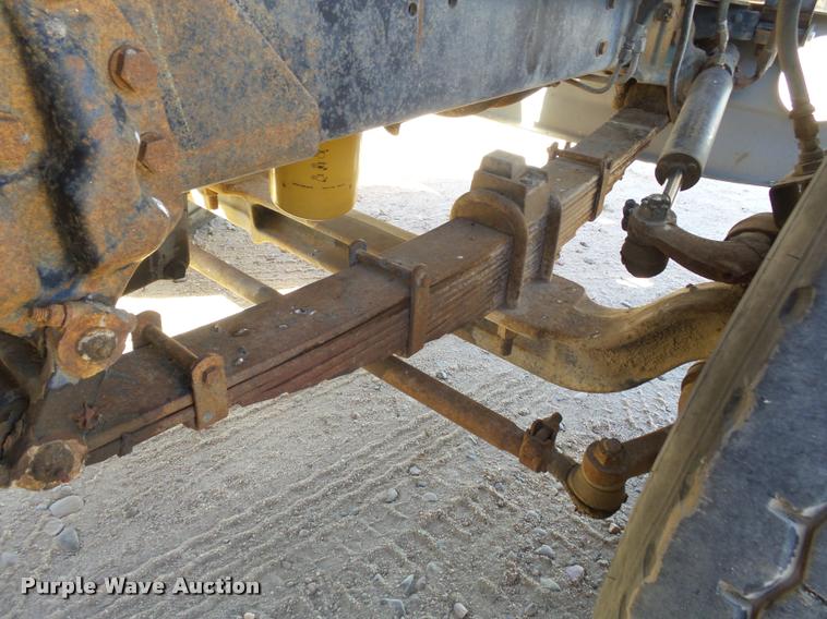 image for item DA4662 1987 Ford L9000 dump truck