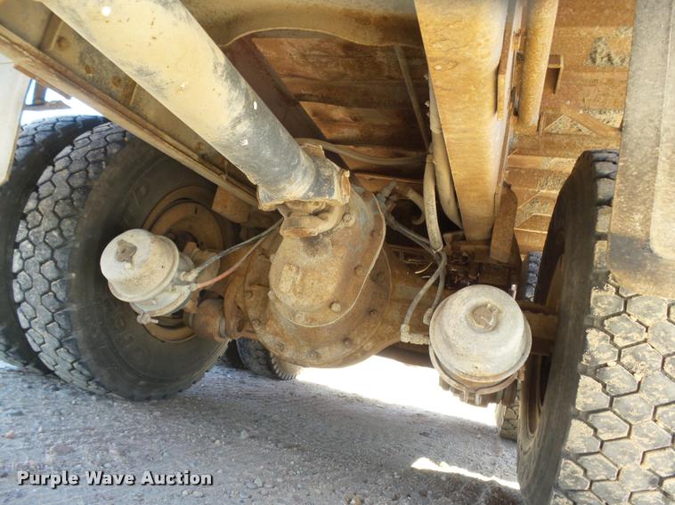 image for item DA4662 1987 Ford L9000 dump truck