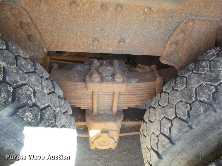 image for item DA4662 1987 Ford L9000 dump truck