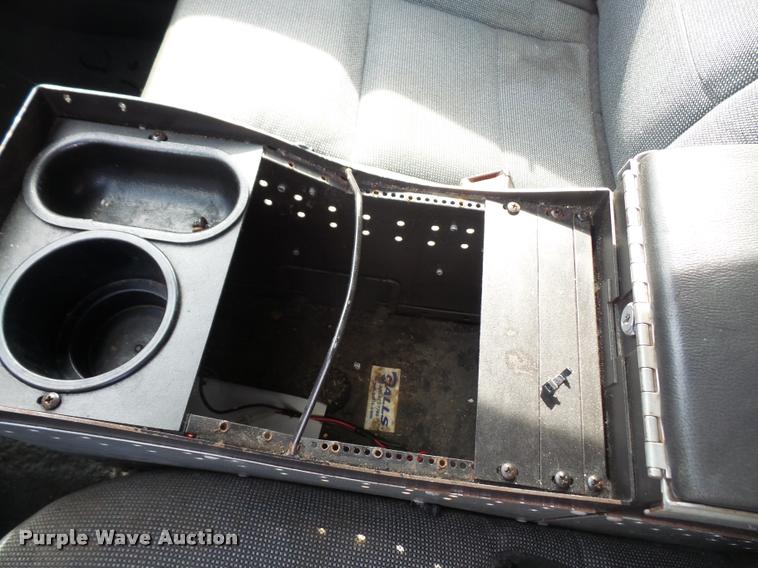 image for item DA8874 2005 Ford Crown Victoria Police Interceptor