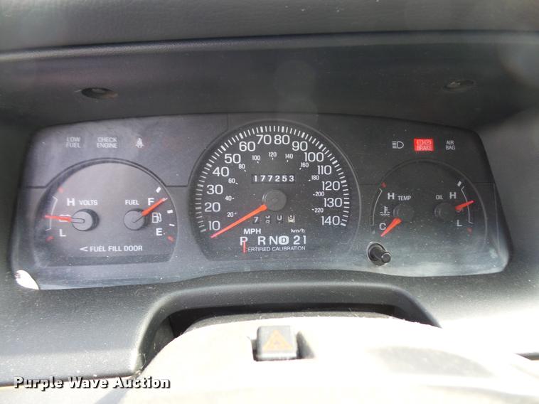 image for item DA8874 2005 Ford Crown Victoria Police Interceptor