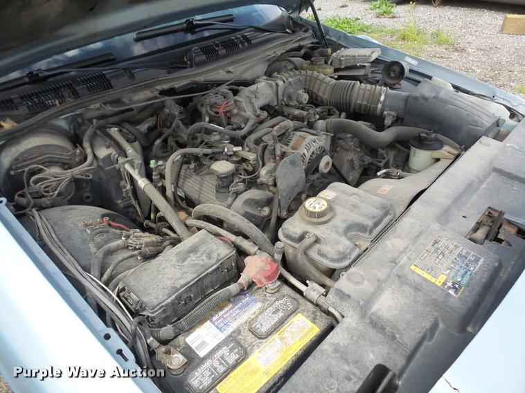 image for item DA8874 2005 Ford Crown Victoria Police Interceptor