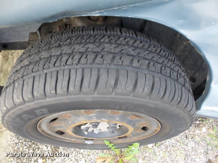 image for item DA8874 2005 Ford Crown Victoria Police Interceptor