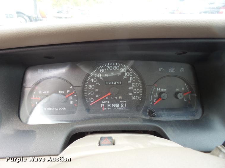 image for item DA8875 2005 Ford Crown Victoria Police Interceptor