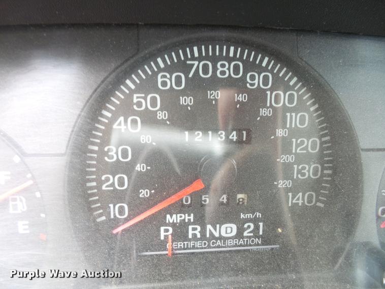 image for item DA8875 2005 Ford Crown Victoria Police Interceptor