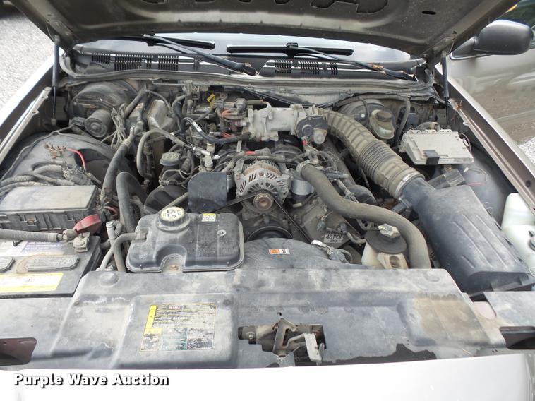 image for item DA8875 2005 Ford Crown Victoria Police Interceptor