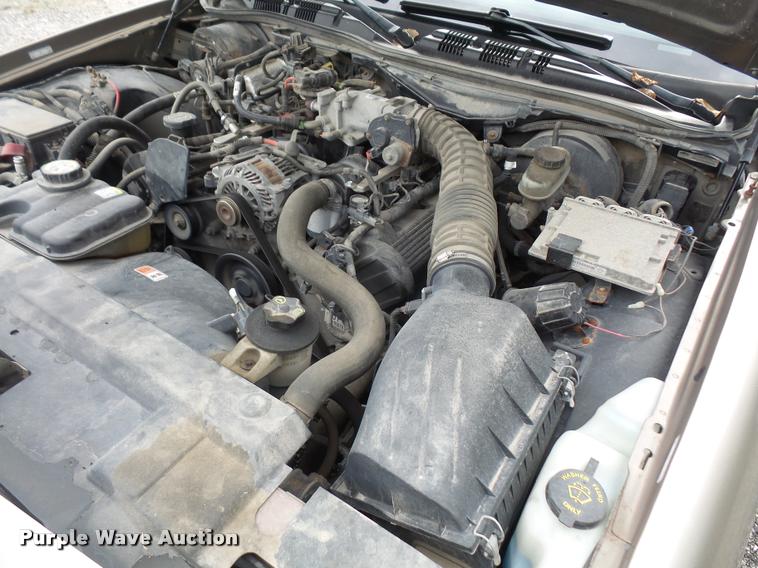 image for item DA8875 2005 Ford Crown Victoria Police Interceptor
