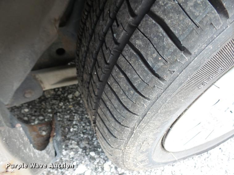 image for item DA8875 2005 Ford Crown Victoria Police Interceptor