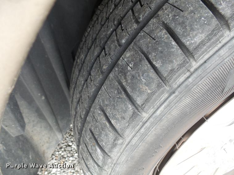 image for item DA8875 2005 Ford Crown Victoria Police Interceptor