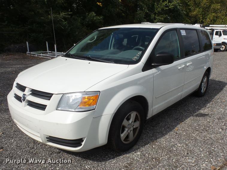 image for item DA8876 2010 Dodge Grand Caravan SE van