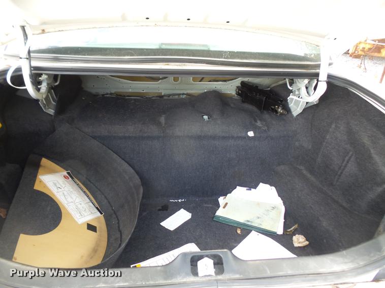 image for item DA8877 2003 Ford Crown Victoria Police Interceptor