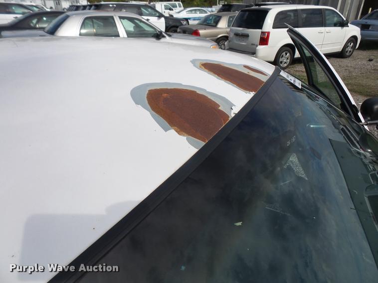 image for item DA8877 2003 Ford Crown Victoria Police Interceptor