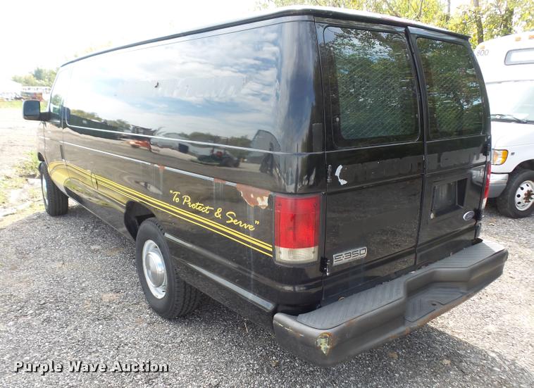 image for item DA8879 2006 Ford E350 Super Duty van