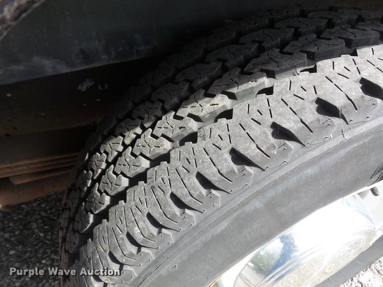 image for item DA8879 2006 Ford E350 Super Duty van