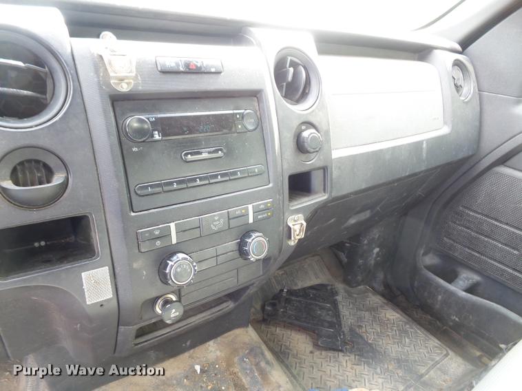 image for item DA8880 2011 Ford F150 pickup truck