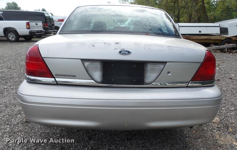 image for item DA8881 2006 Ford Crown Victoria Police Interceptor